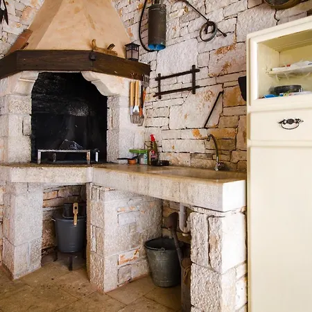 Especially Charm Stone House With A Pool 度假居 Svetvinčenat